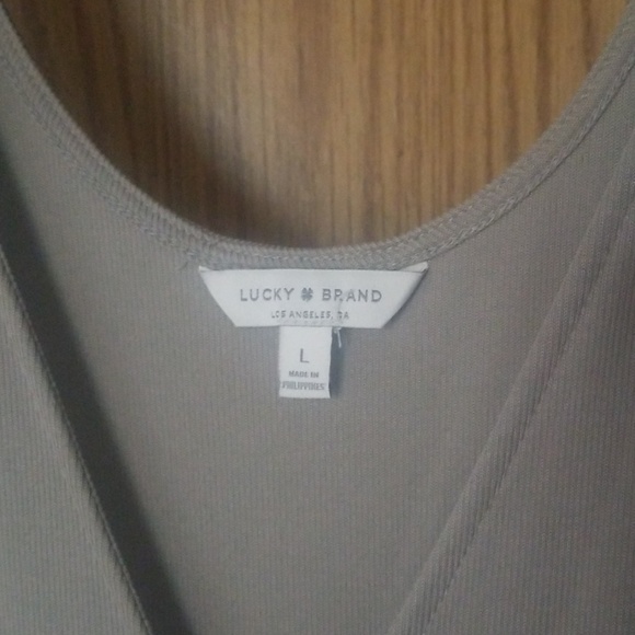 Romper - Picture 2 of 5